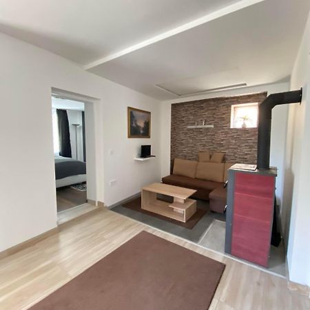 Perla Vendeghaz Igal Apartamento Exterior foto